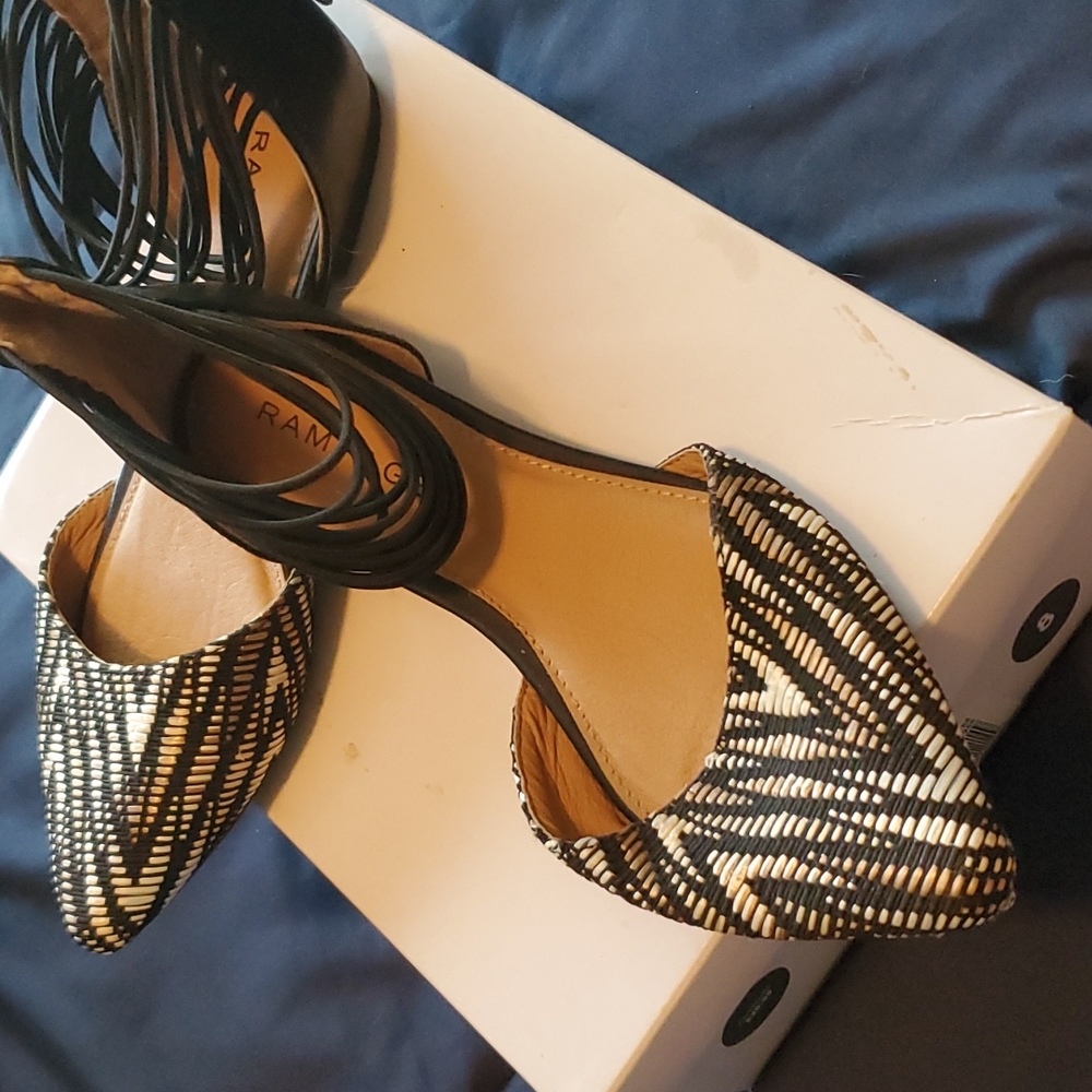 Rampage Cinna black print sandals